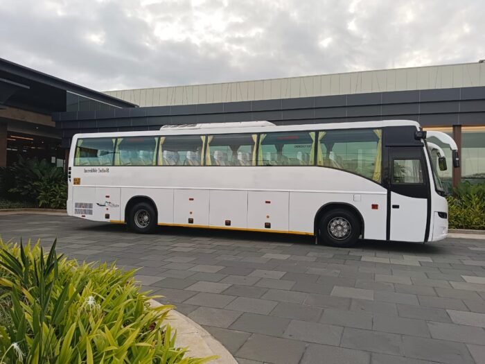 Volvo Bus - Image 2