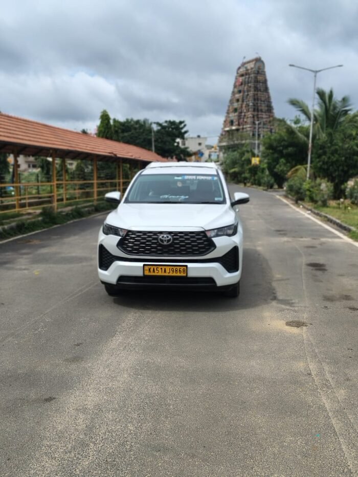 Innova Hicross - Image 7