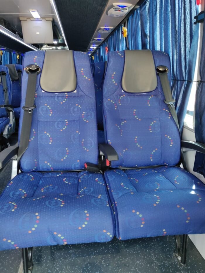 Luxury Bus 45 Seater - Image 3